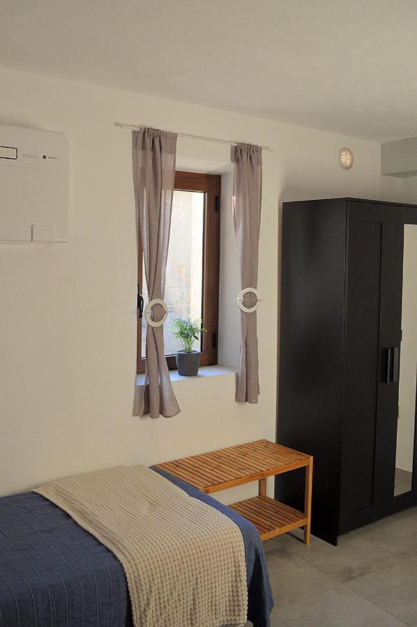 B&B Li Gutti Aieta Екстер'єр фото